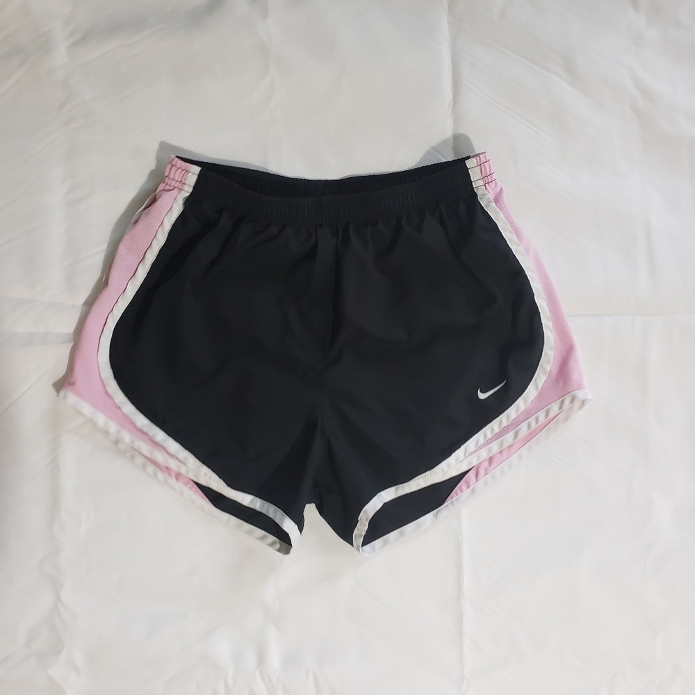 Nike Womens dry fit shorts- small